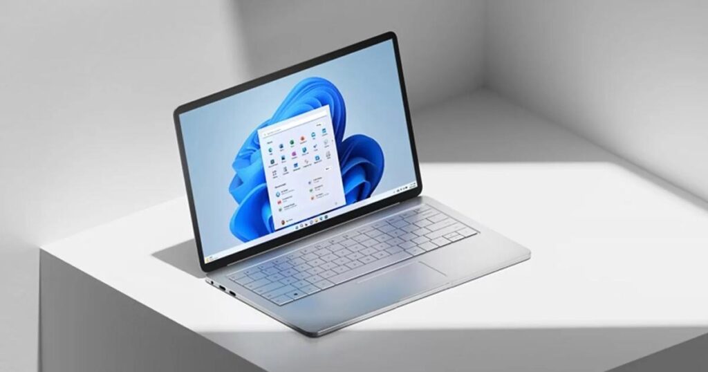 Windows 11 как открытая система: рабочий стол с предустановленными сервисами и подсказками экосистемы Microsoft